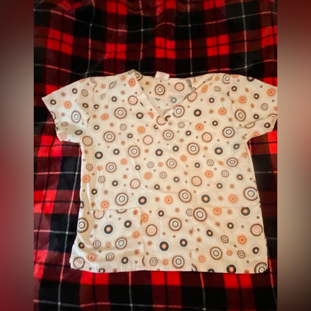 Fashion  Scrubs White Top with Black and Tan Circles medium
